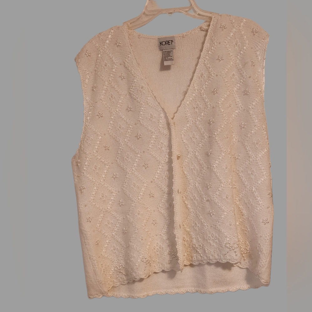 Koret Cream Boxy Buttoned Blouse